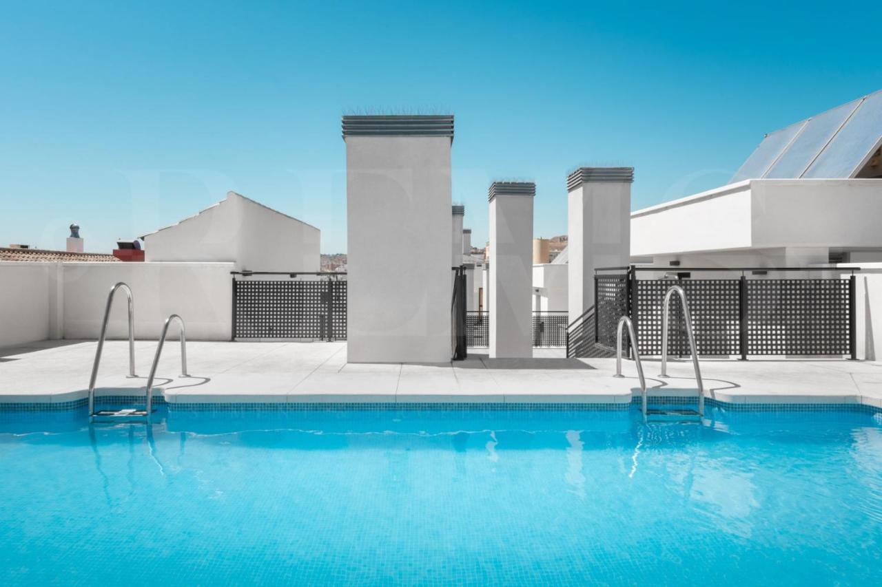 Cozy Flat With Common Pool & Parking - Center By Rems Málaga Exterior foto