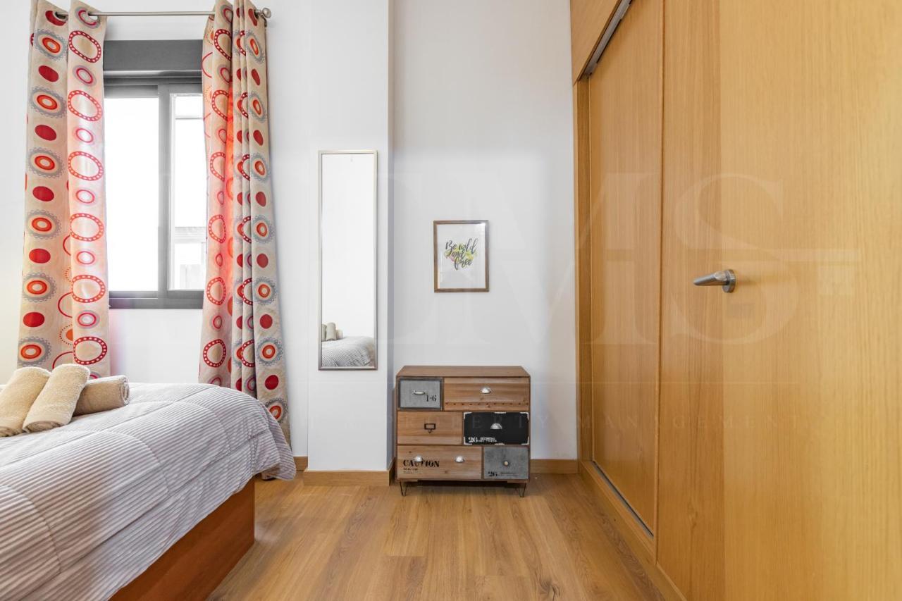 Cozy Flat With Common Pool & Parking - Center By Rems Málaga Exterior foto